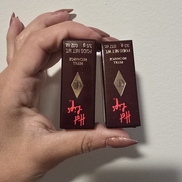 NIB Charlote Tilbury HOT LIPS REFILLRED Lipstick In Red Hot Susan - Picture 6 of 8